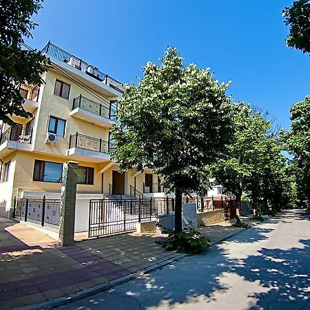Galata Apartment Varna Bagian luar foto